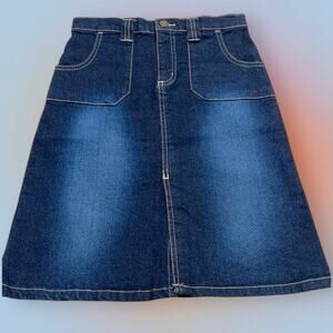 KRU Women’s 10 Blue Jean Skirt